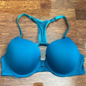Victoria’s Secret front clasp racerback bra NWOT